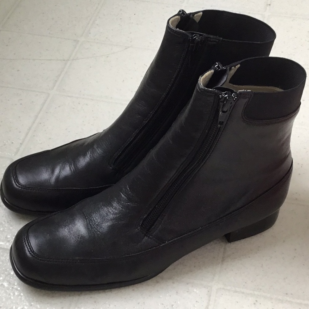 Ros Hommerson leather ankle boots